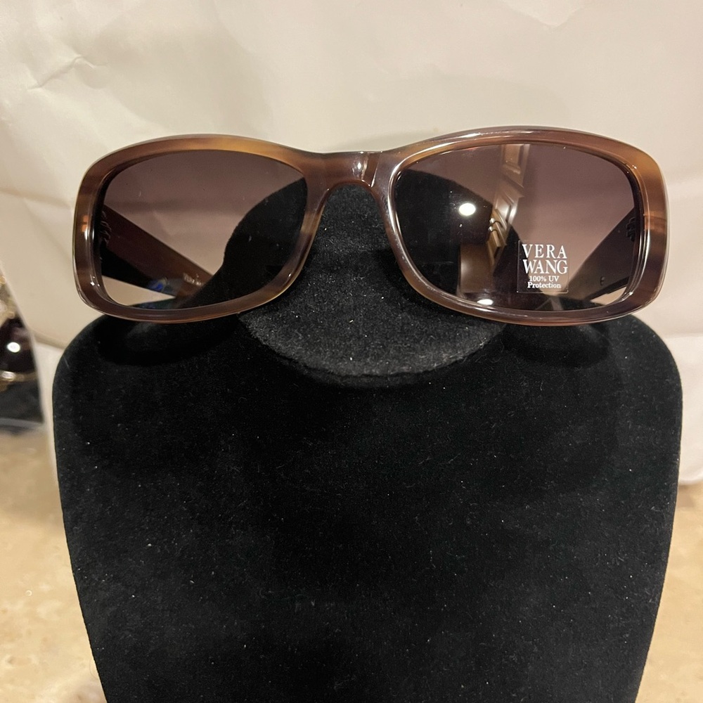 Vera Wang Elegant Brown Eyewear